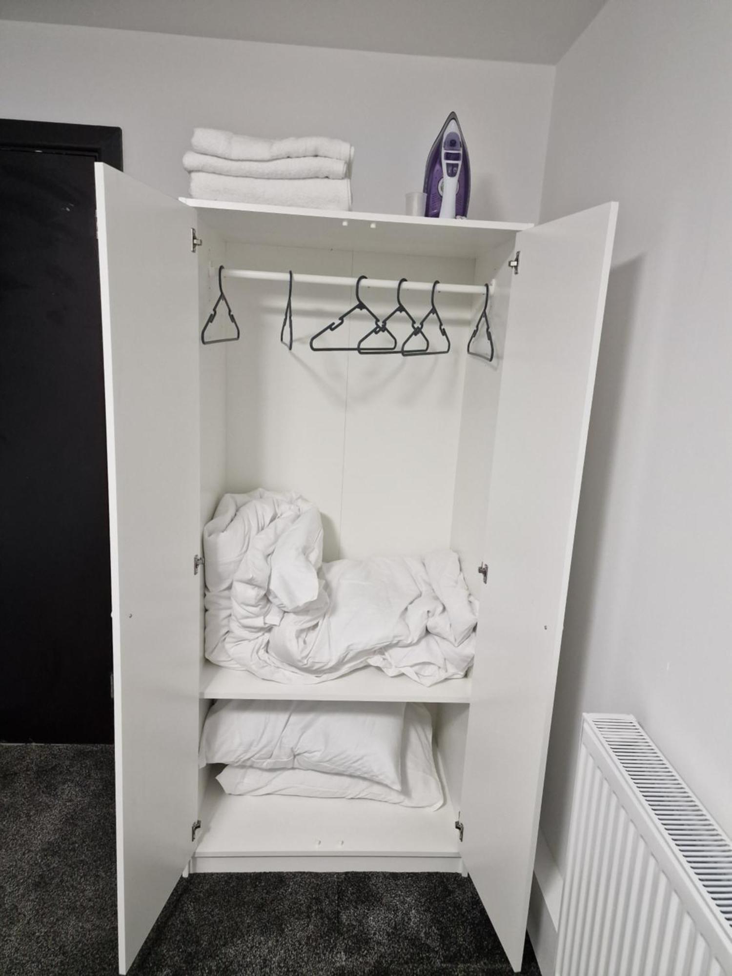 Ckb Flat- Comfort, Cosy, And Secure! Codsall Εξωτερικό φωτογραφία